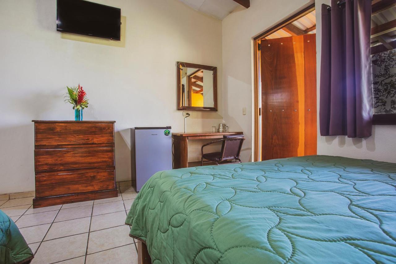 Hotel La Hacienda Quesada  Экстерьер фото