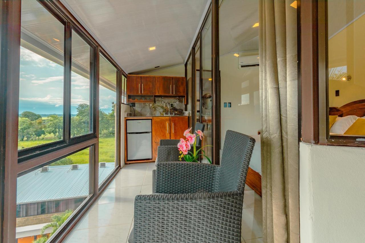 Hotel La Hacienda Quesada  Экстерьер фото