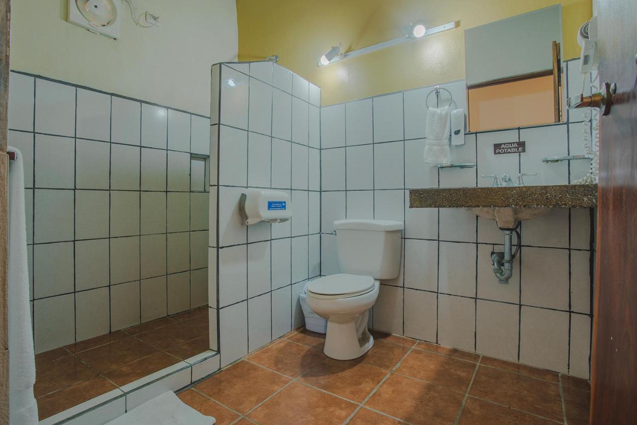 Hotel La Hacienda Quesada  Экстерьер фото